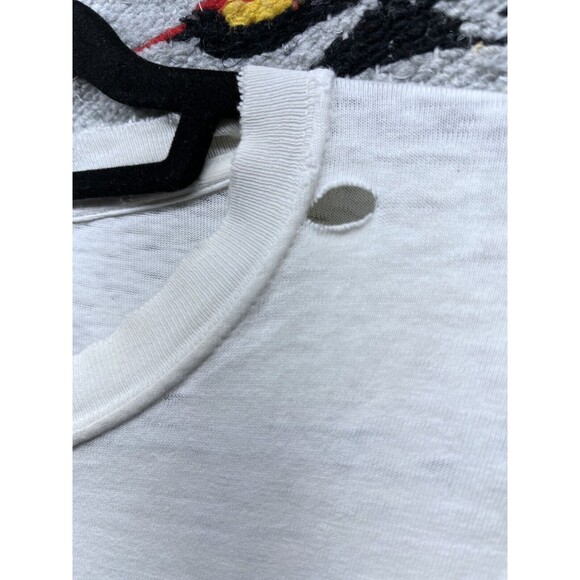 Vintage 90s thrashed super soft and thin Hard Rock Philadelphia T Shirt Large - Picture 4 of 11